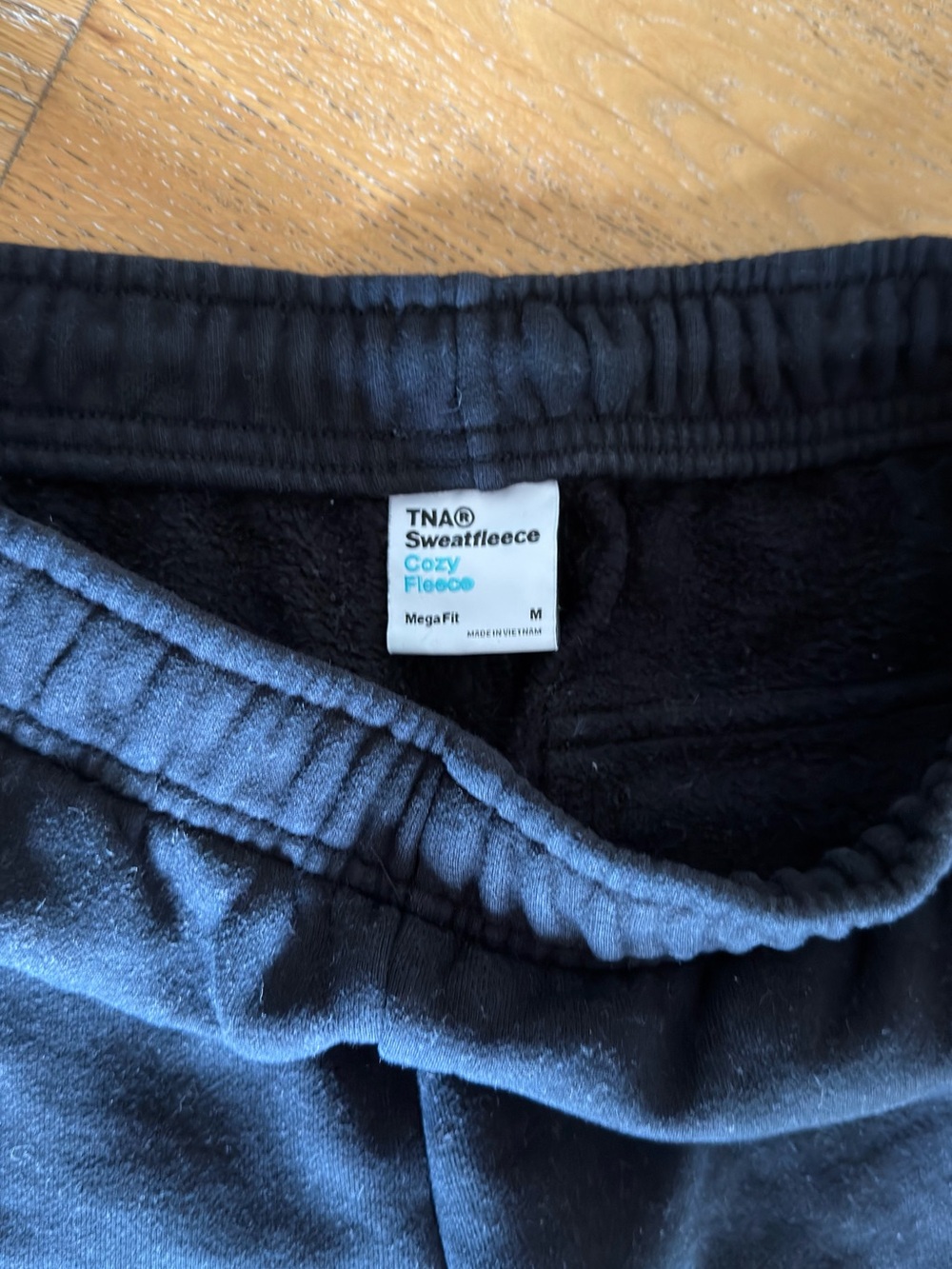 TNA Cozy Fleece Sweatpants - Black